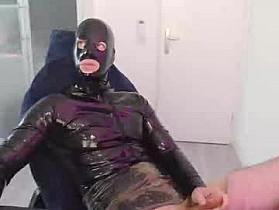 latexfan1984 Cam