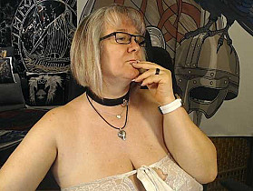 90dTitten Cam