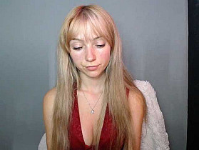 LuciaLovely Cam