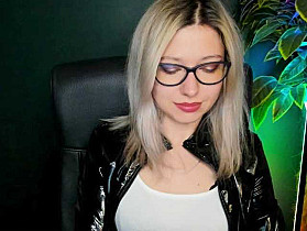 xxHeidiLove Cam