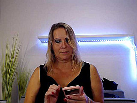JuliaPink Cam