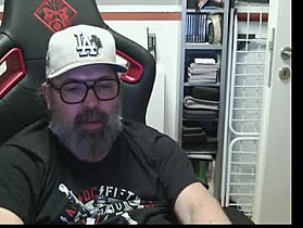 womenizzeer Cam