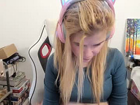 artsyandcraftsy_ Cam