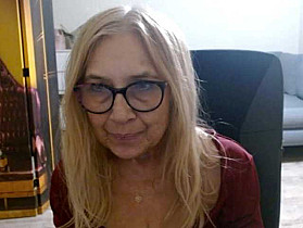 BlondeSofia Cam