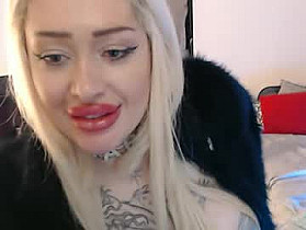 deewhitee Cam