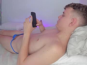 naughty_twink_ Cam