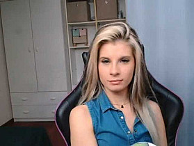 KristineNatural Cam