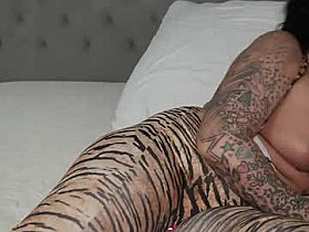 hotmilfbitch Cam