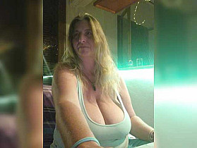 JennaDeluxe Cam