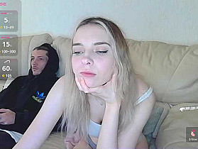 Almondmilka Cam
