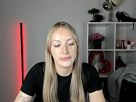 EvelynBlond Cam