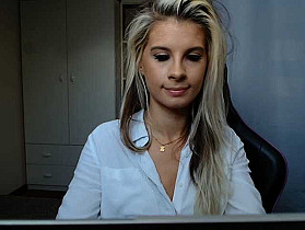 KristineNatural Cam