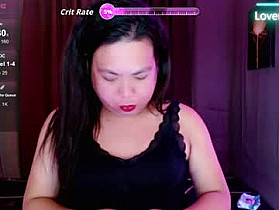 hotasian_mama Cam