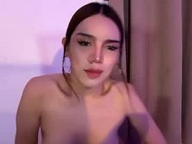 its_me_ezzie Cam