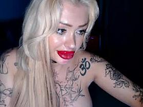 deewhitee Cam